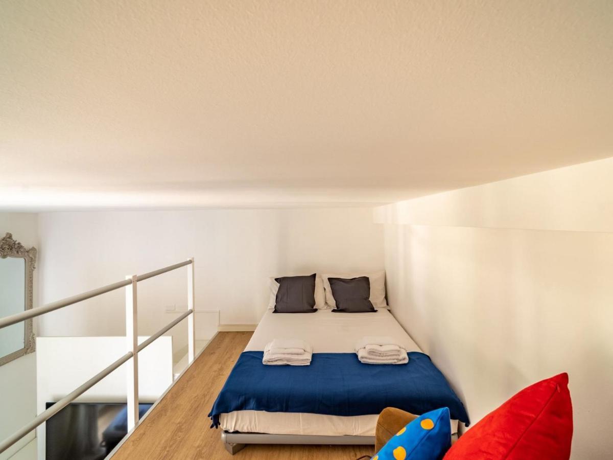 Appartement The Rent - Lovely Loft With Balcony Near Piazza Vetra Milaan