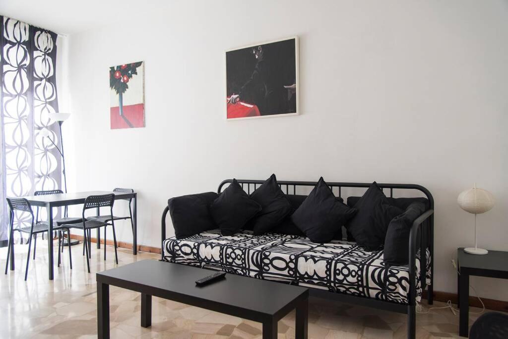 Youhosty - Villoresi 6p, 5 Apartment