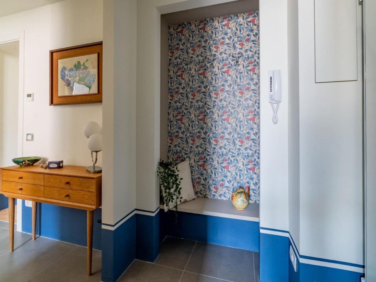 The Rent - Beautiful In Downtown Apartment