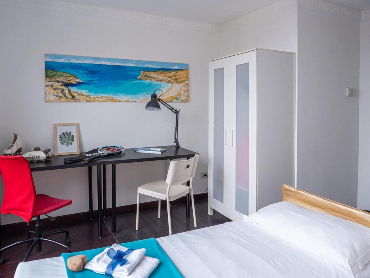The Rent - Spacious With Balcony In Viale Monza * Milan