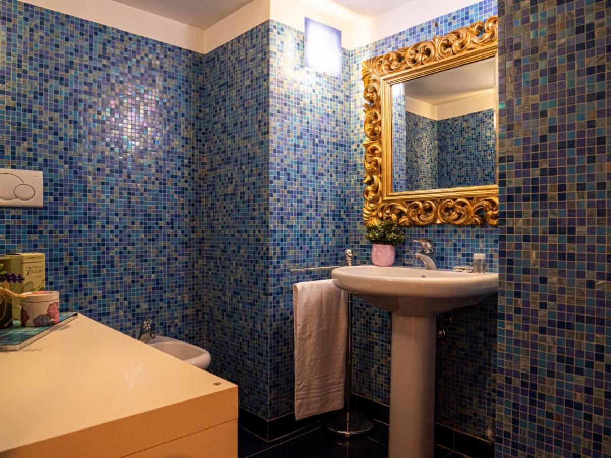 Apartment The Rent - Spacious With Balcony In Viale Monza *