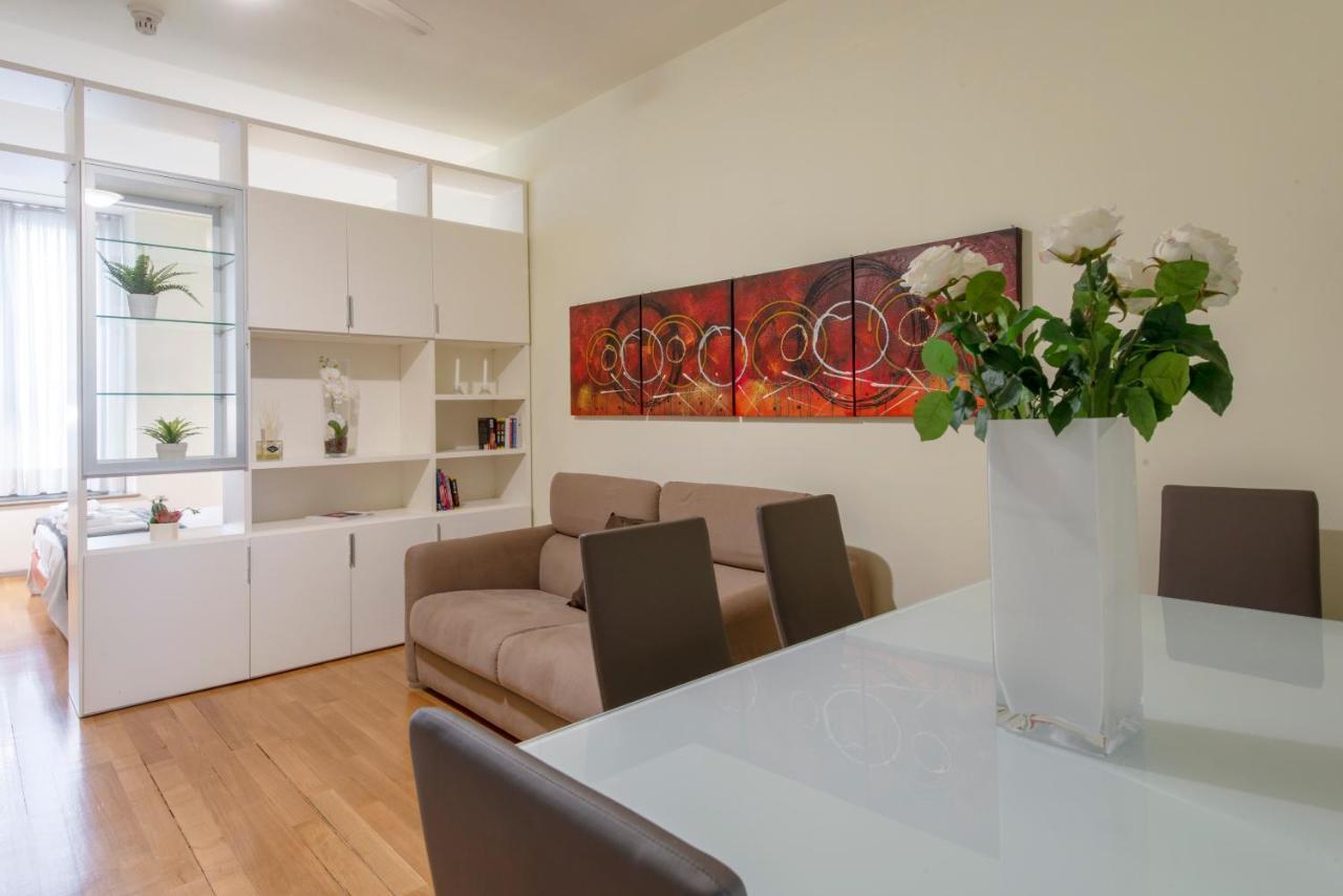 Apartment Royal - Centro Duomo Mailand