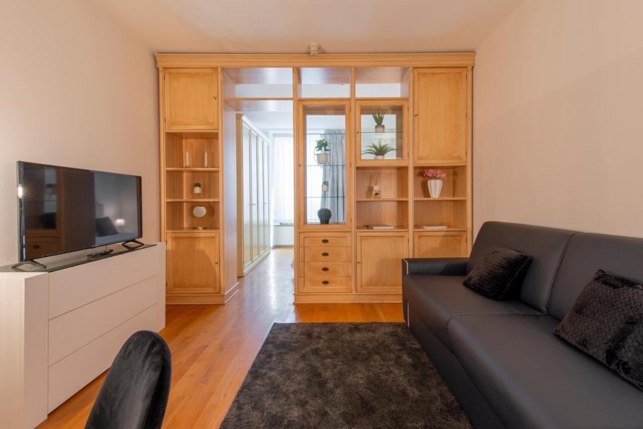 Apartment Royal - Centro Duomo Mailand