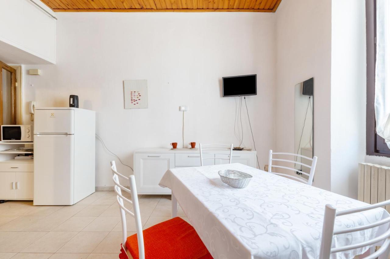 Darsena Navigli - Porta Genova M2 Apartment Milan