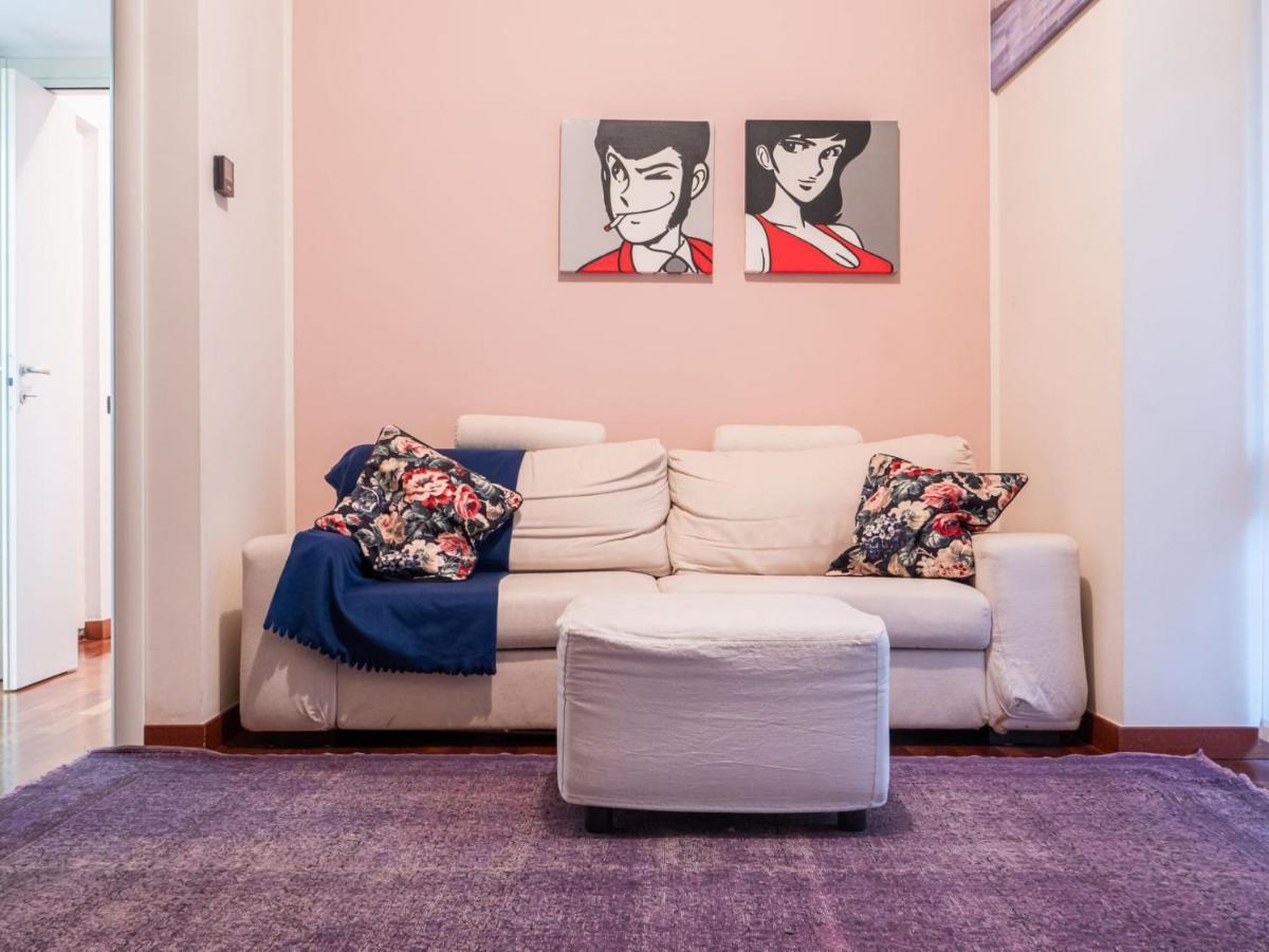 The Best Rent - Lovely One-bedroom In Isola District Appartamento *