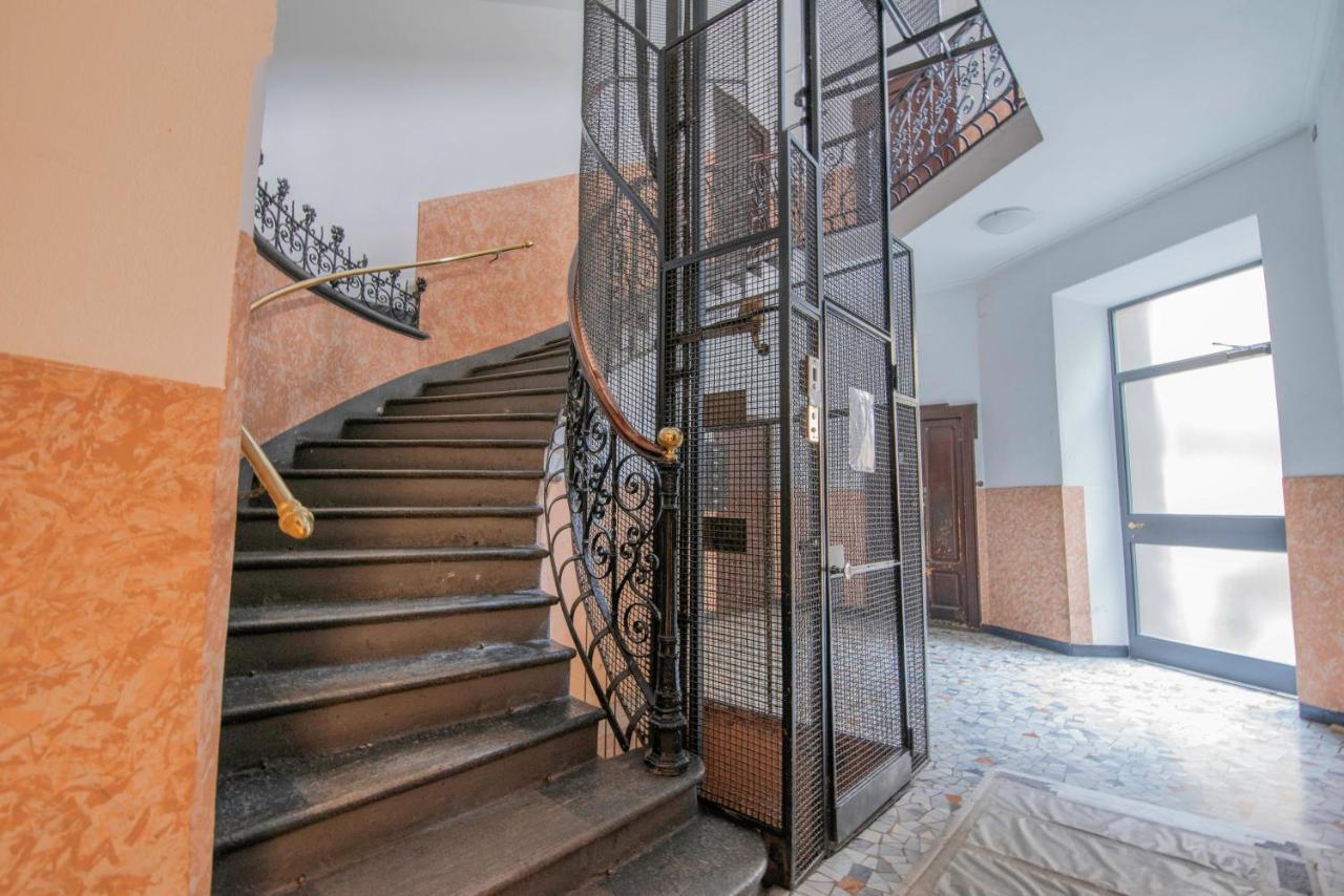 Comfy-cozy 2 Bedroom-via Boscovich Milan