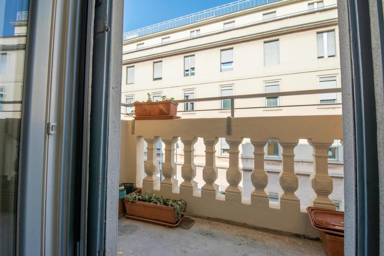 Apartment Comfy-cozy 2 Bedroom-via Boscovich Milan