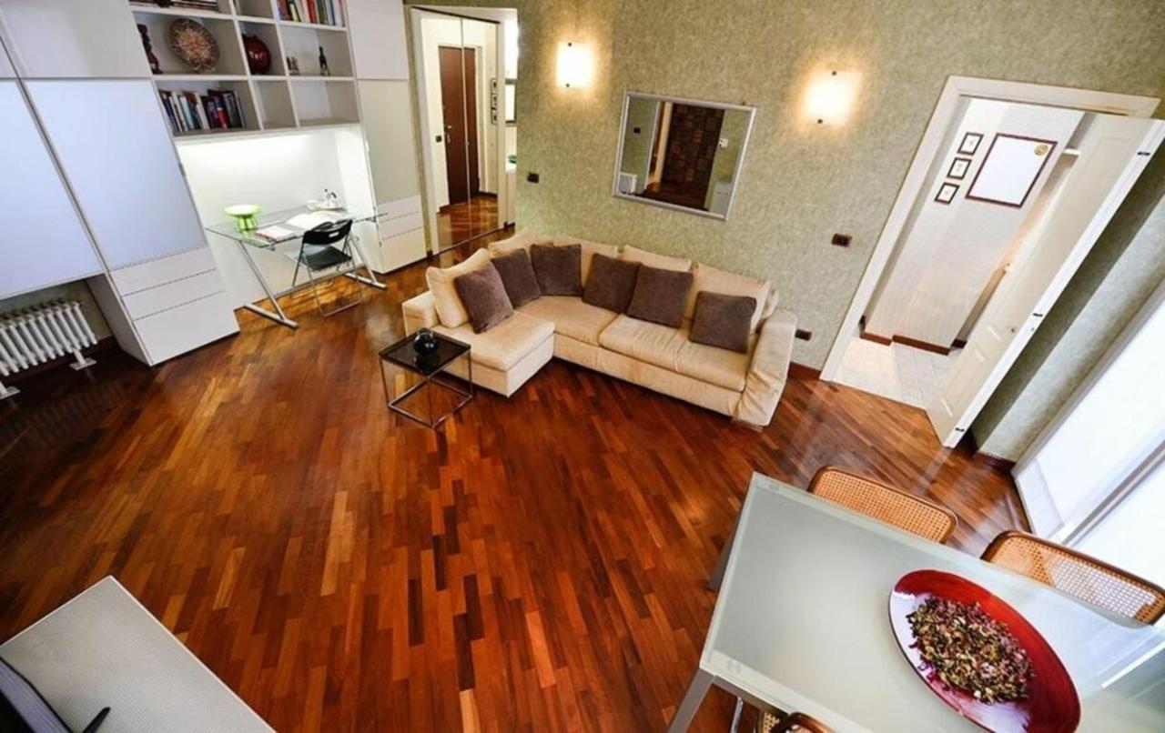 Apartment Carlo Poma By Halldis