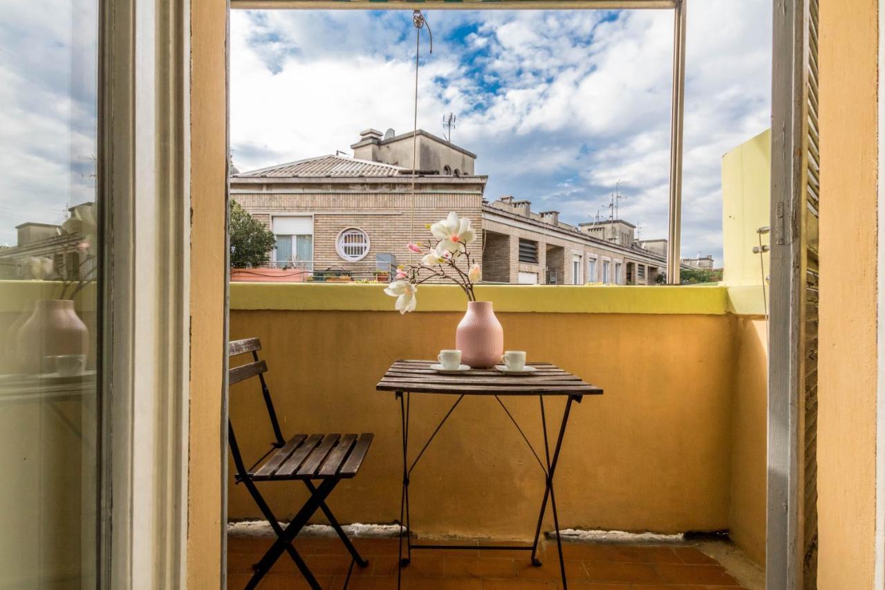 Leilighet Joivy Lovely For 2 With Balcony Near Duomo *