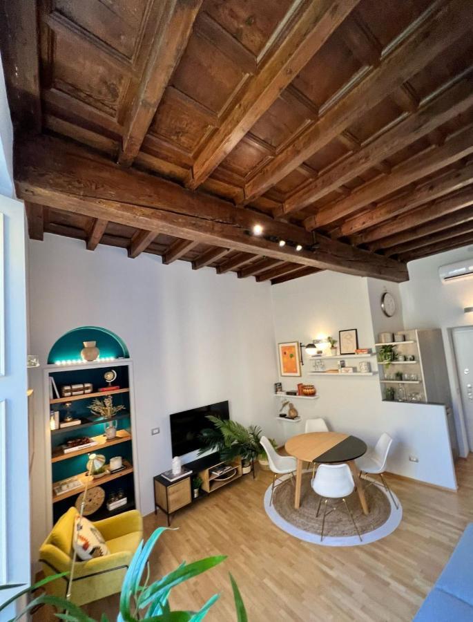 Youhosty - Santa Marta 11 Milano