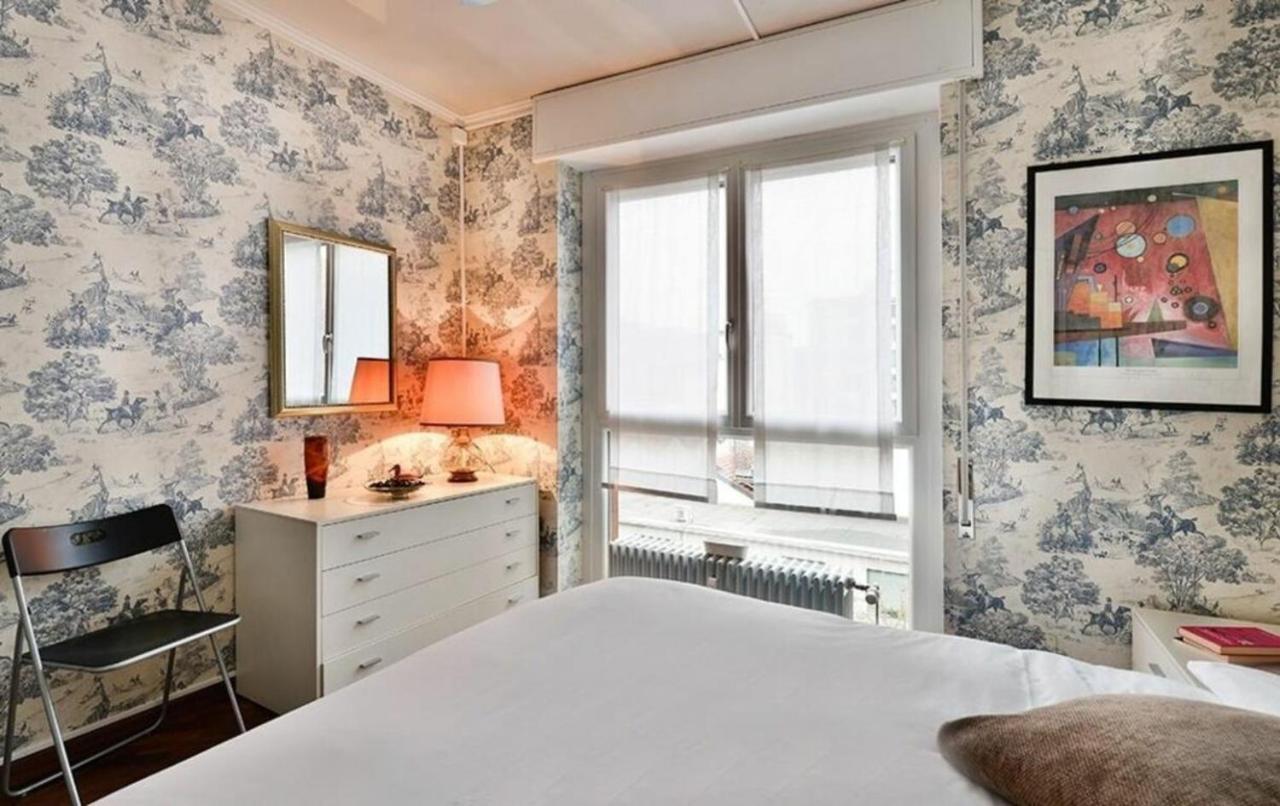 Carlo Poma By Halldis Apartment