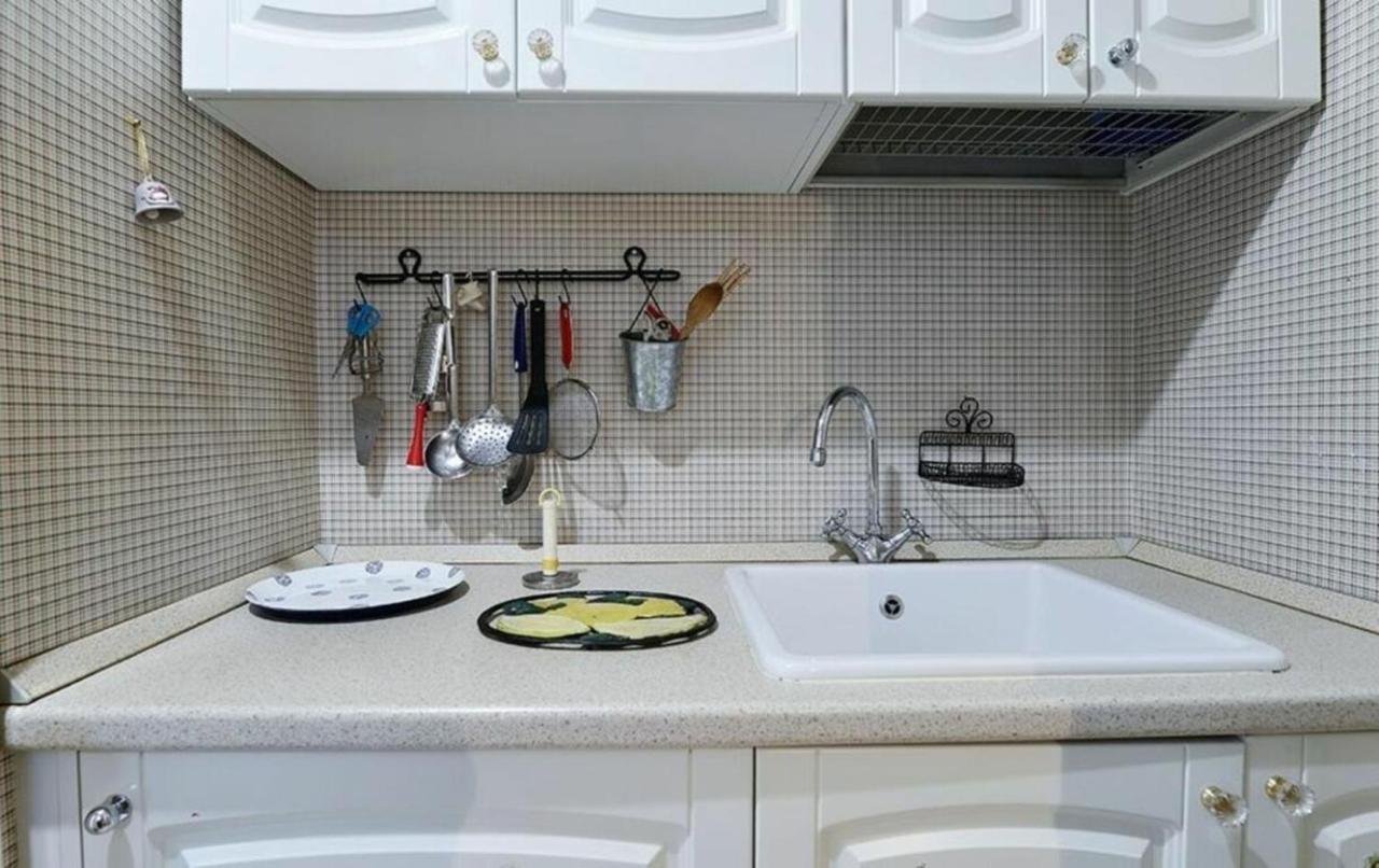 Carlo Poma By Halldis Apartment *