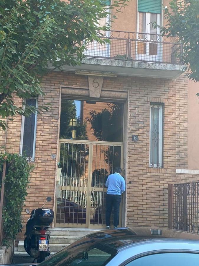 Lejlighed Kibilu - Via Meloria Milano