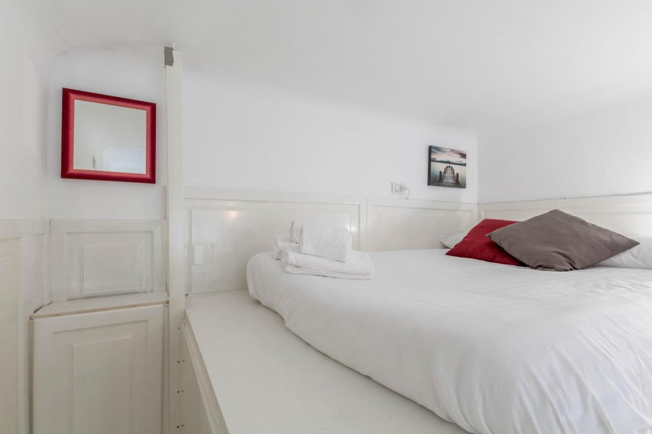 Joivy Lovely For 2 With Balcony Near Duomo *