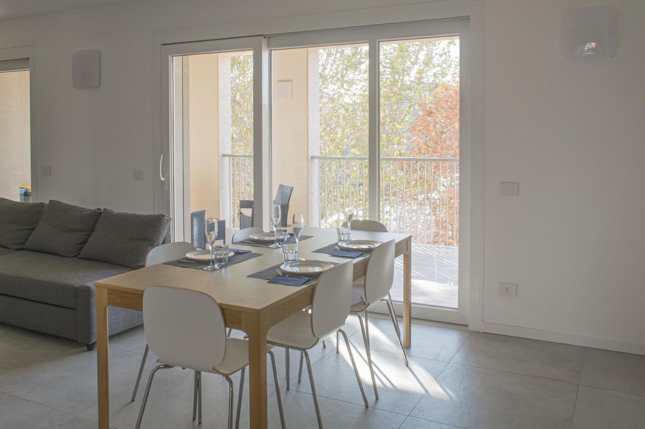 Bnbutler - Govone - Ampio E Luminoso Con Terrazza Milaan