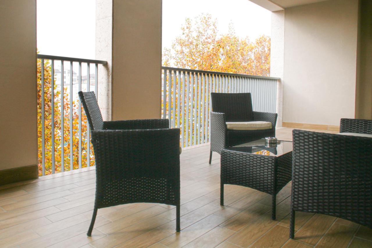 Bnbutler - Govone - Ampio E Luminoso Con Terrazza * Milaan