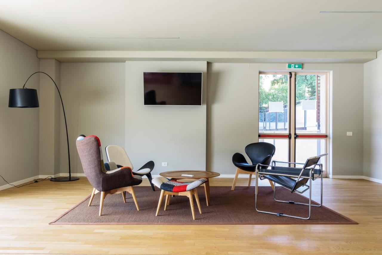 Luxury Flat With Pool Gym Parking - Unit9b Appartamento Milano