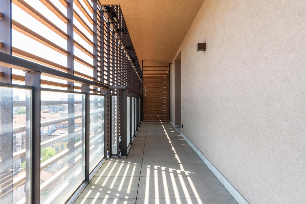 Luxury Flat With Pool Gym Parking - Unit9b Appartamento *