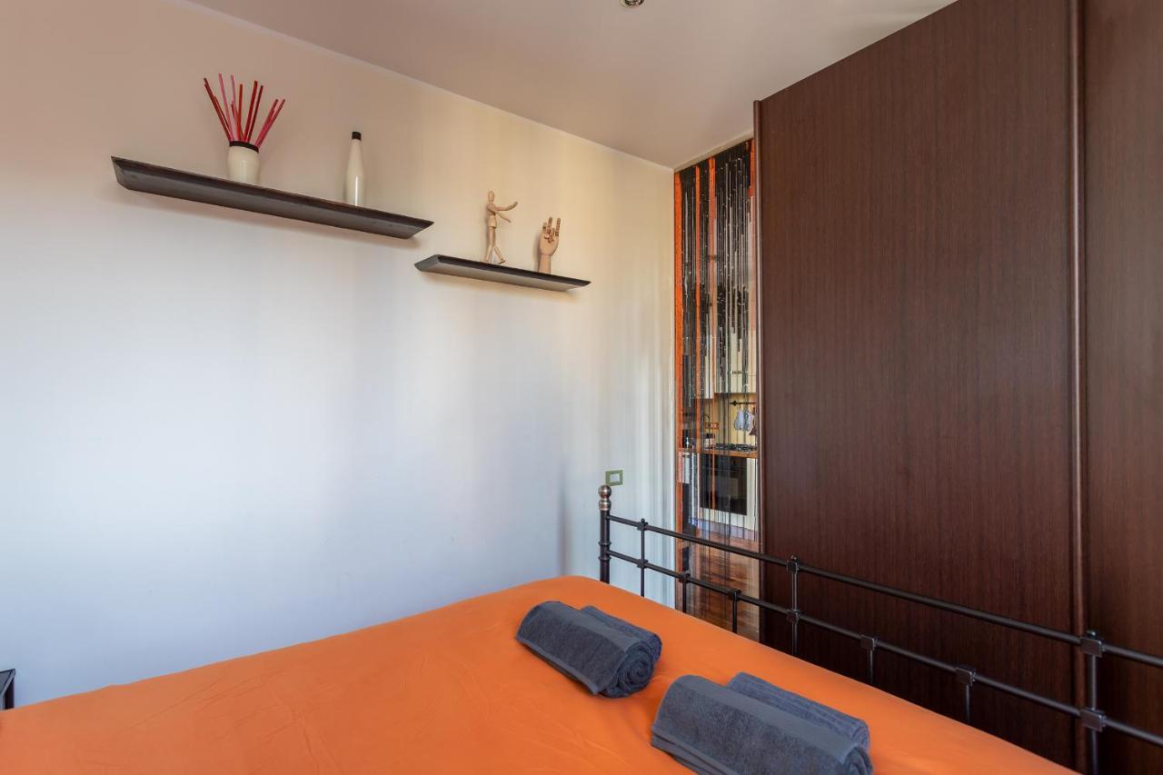 Leilighet Station-duomo Design, Wifi And Netflix *