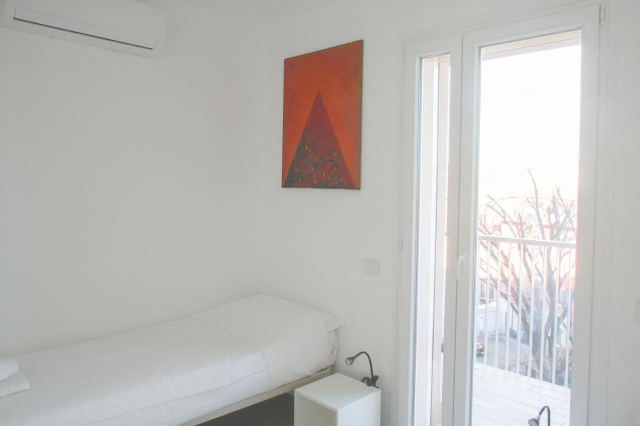 Appartement Bnbutler - Govone - Ampio E Luminoso Con Terrazza *