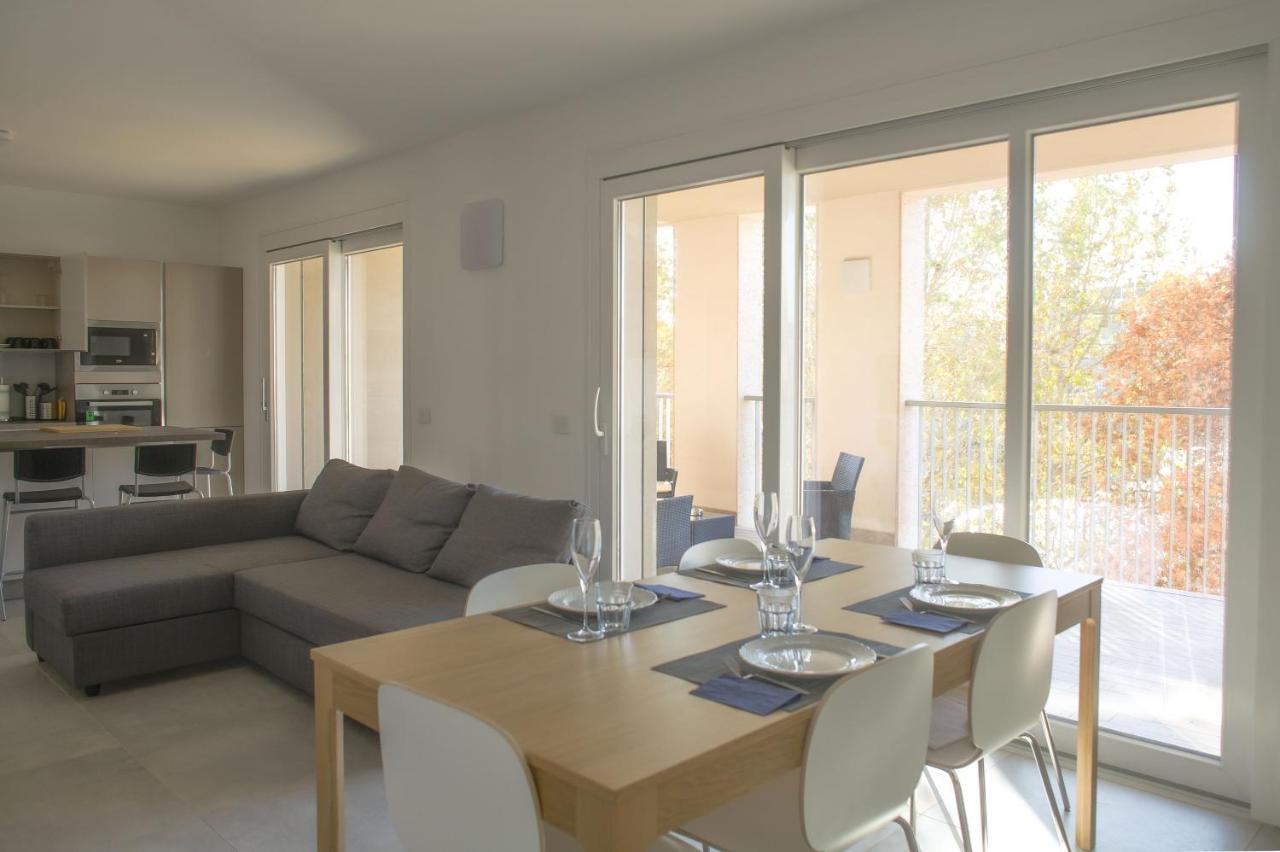 Bnbutler - Govone - Ampio E Luminoso Con Terrazza Appartement Milaan