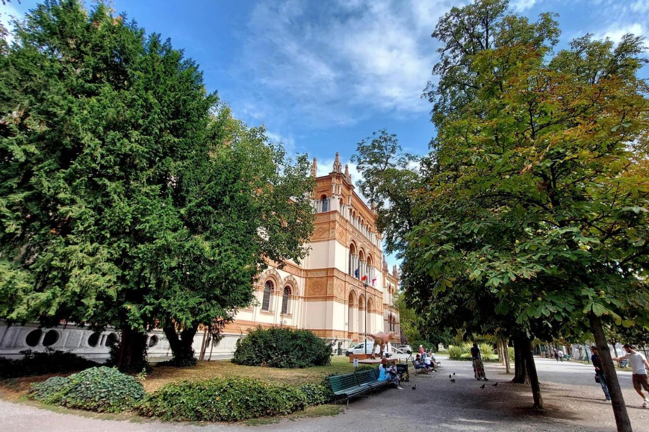 Guest house Vico Fashion District *