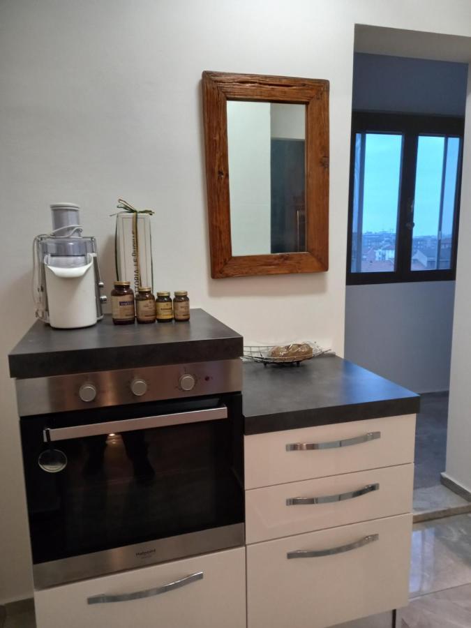 Lejlighed Home Suite Home - Super Attic Suite -With Free Parking - Zone Iulm & Naba & Navigli - Metro Subway Romolo