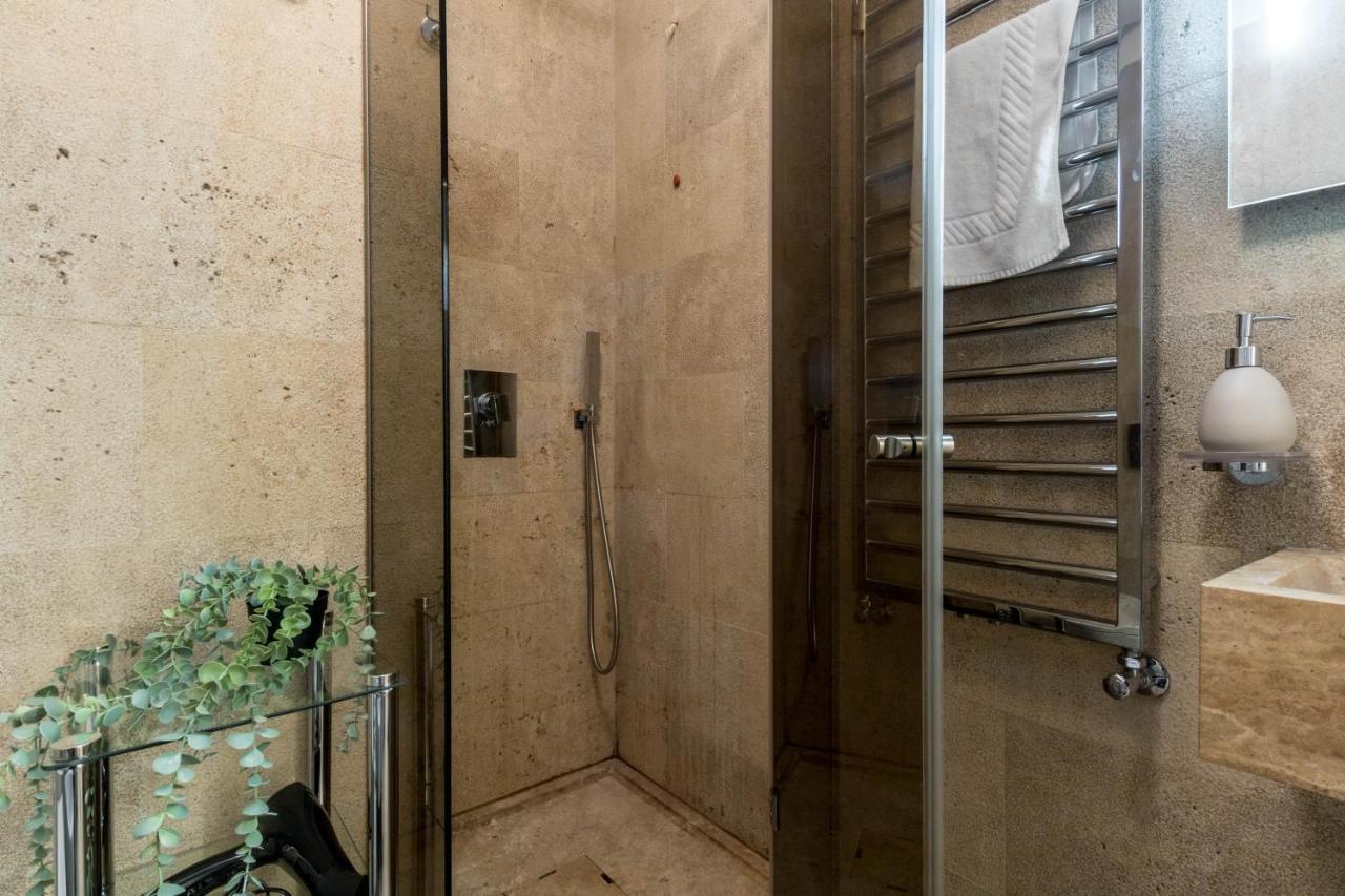 Appartement Joivy Elegant Studio For 2 Near Duomo Di
