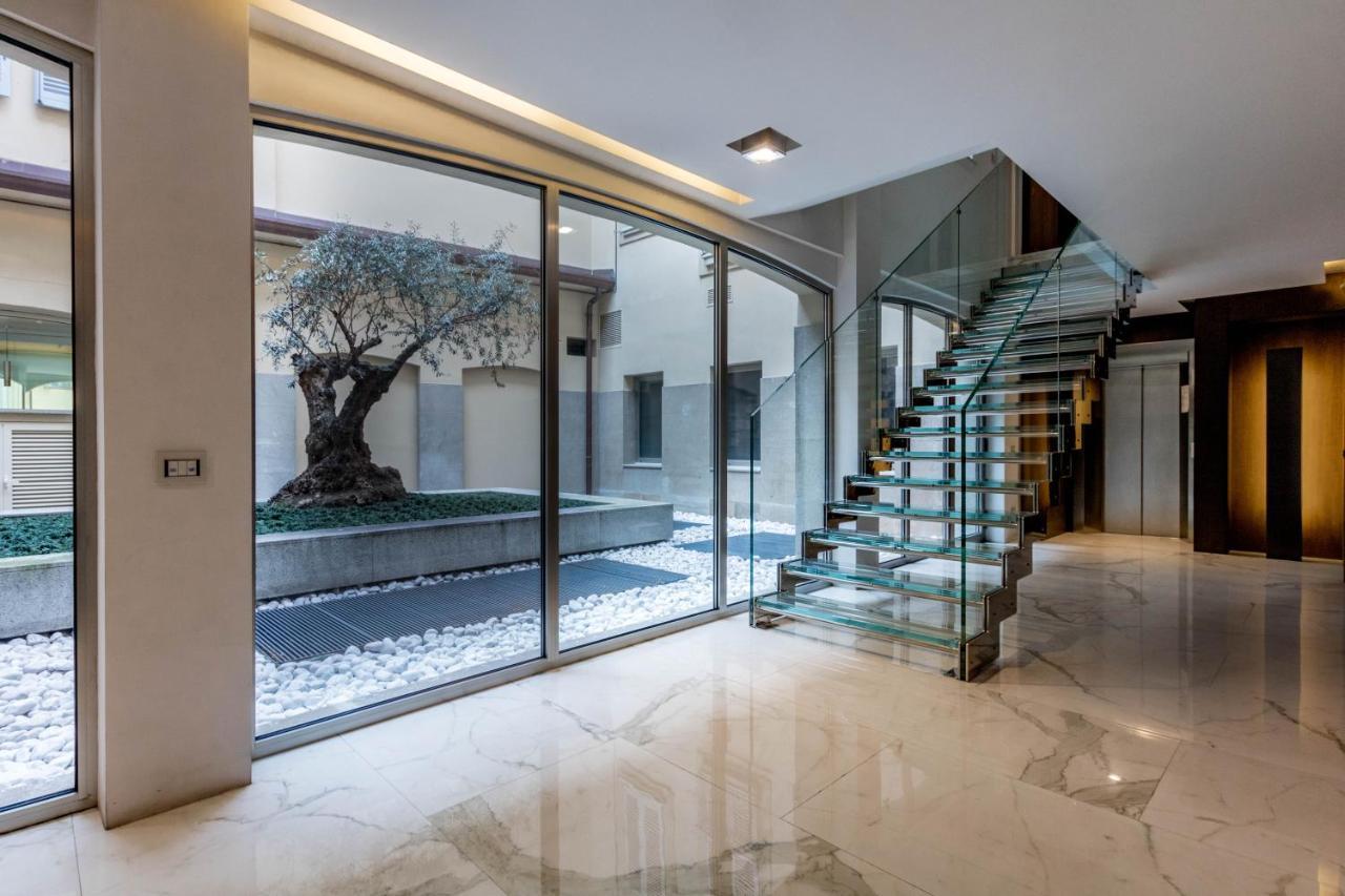Appartement Joivy Elegant Studio For 2 Near Duomo Di Milaan
