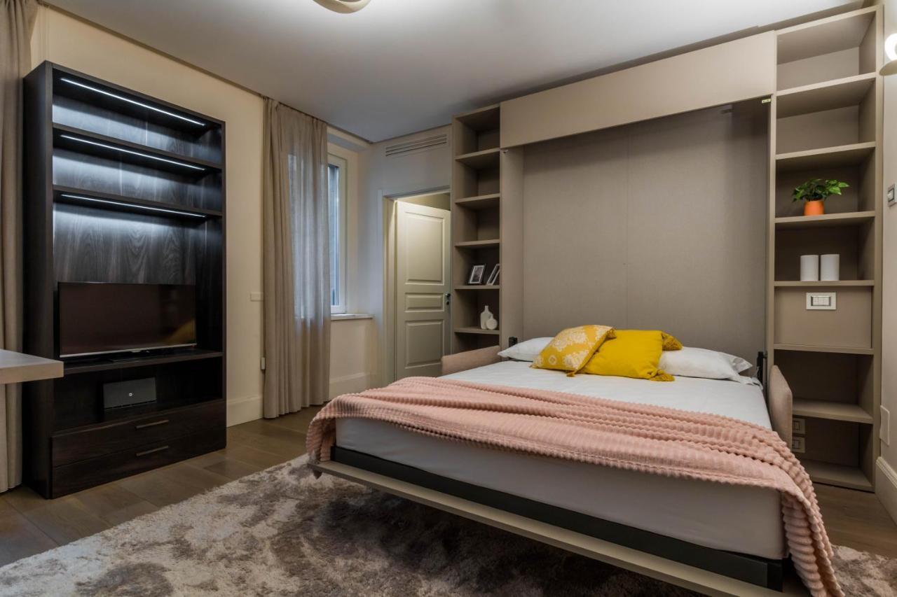Appartement Joivy Elegant Studio For 2 Near Duomo Di