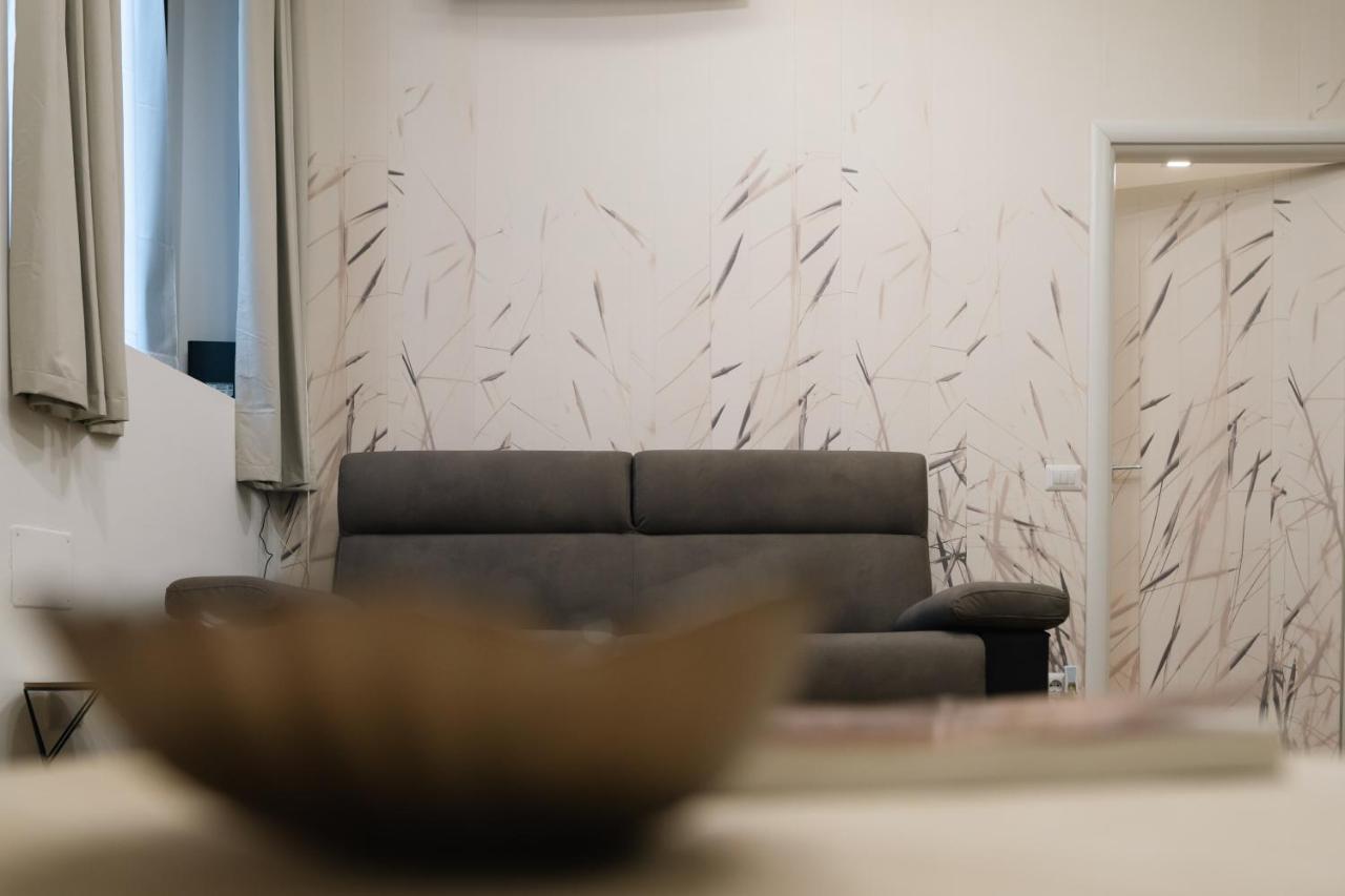 Apartment L Arche Comfort & Relax Brown Di Via Varesina Milan