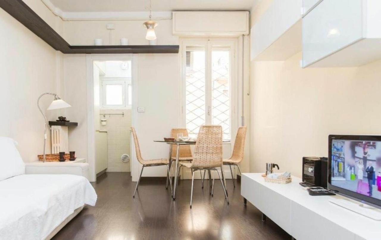 Pistrucci By Halldis Milan