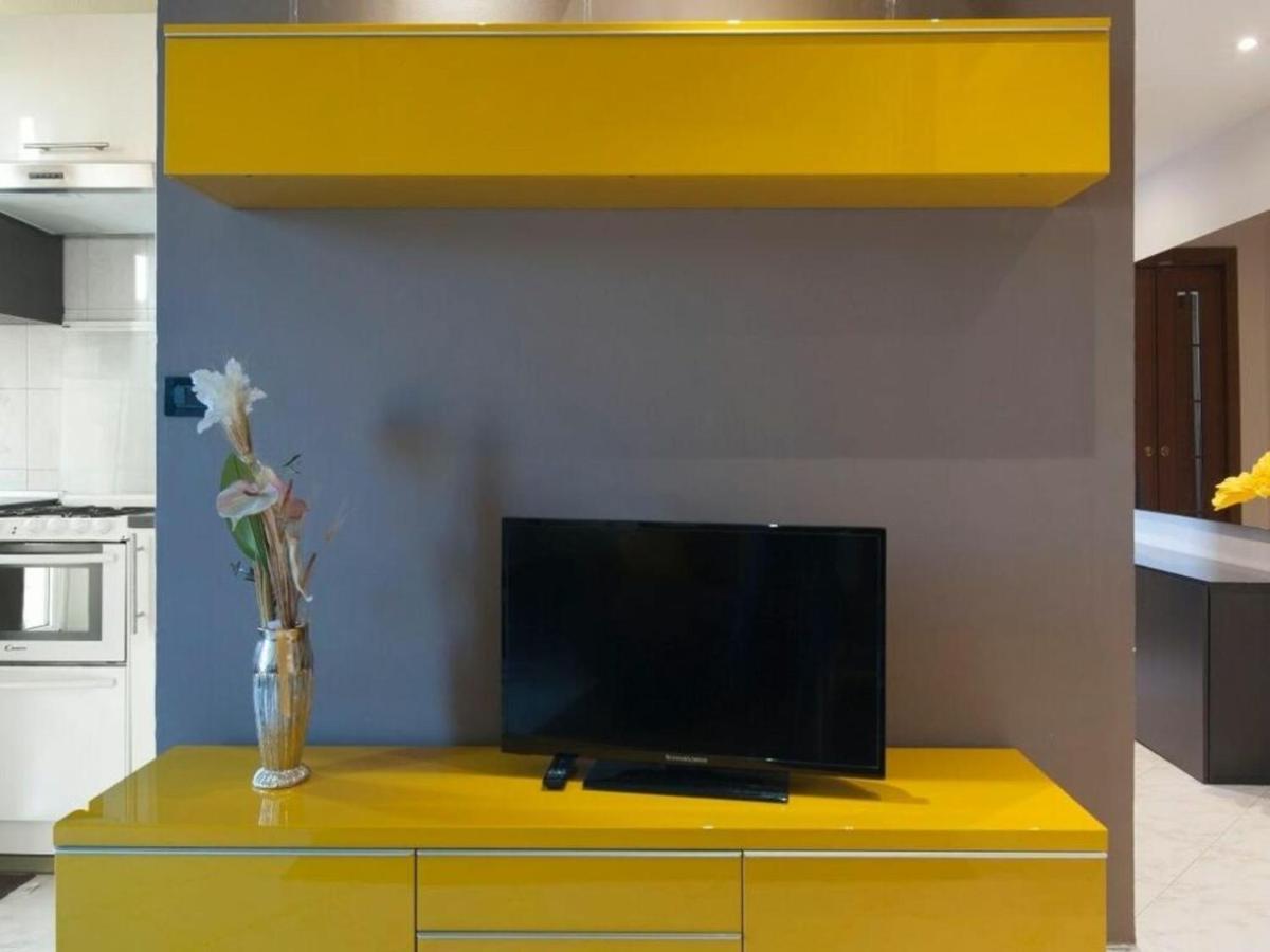 Fulvio Testi Appartamento Milano