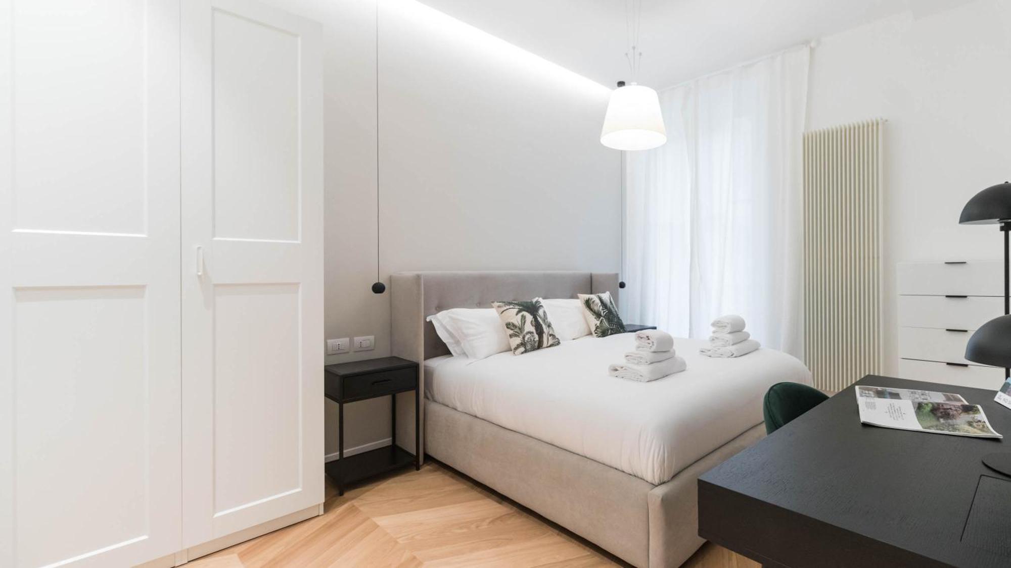 Italianway - Pindemonte 1 * Milan