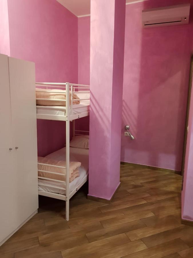 Gloria Hostel *