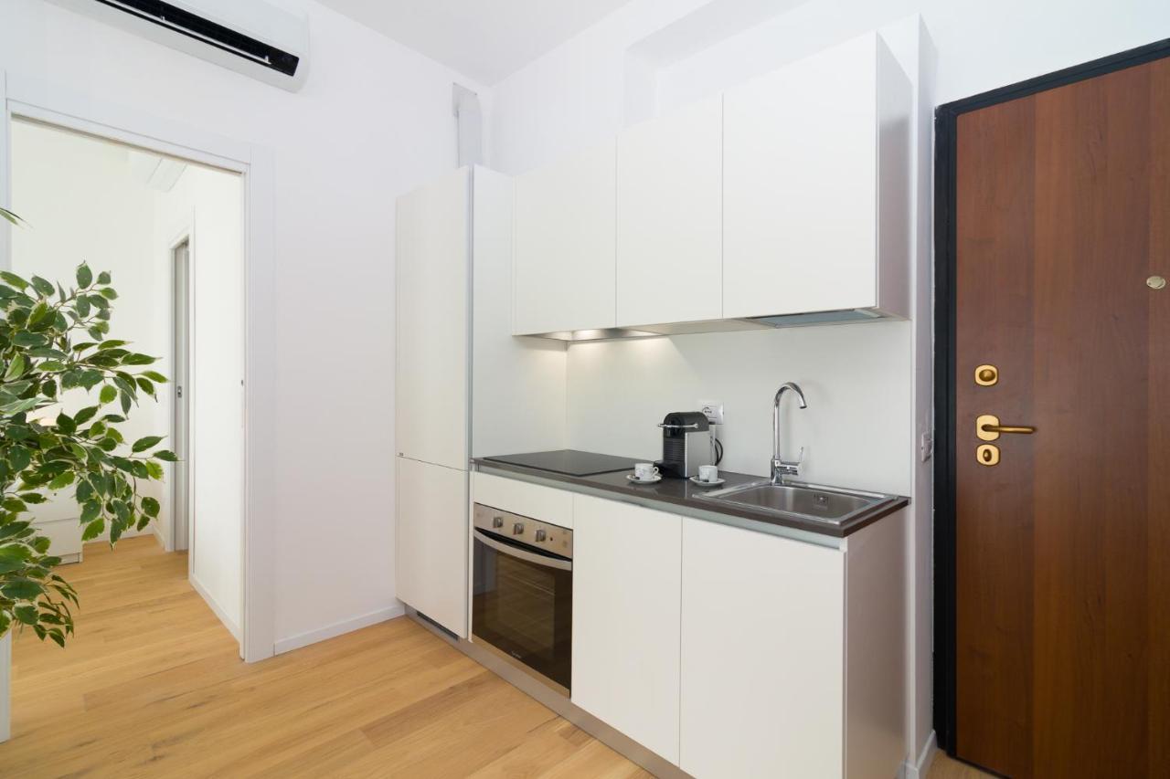 Bright Terrace In Eleganza E Relax Appartement Milaan
