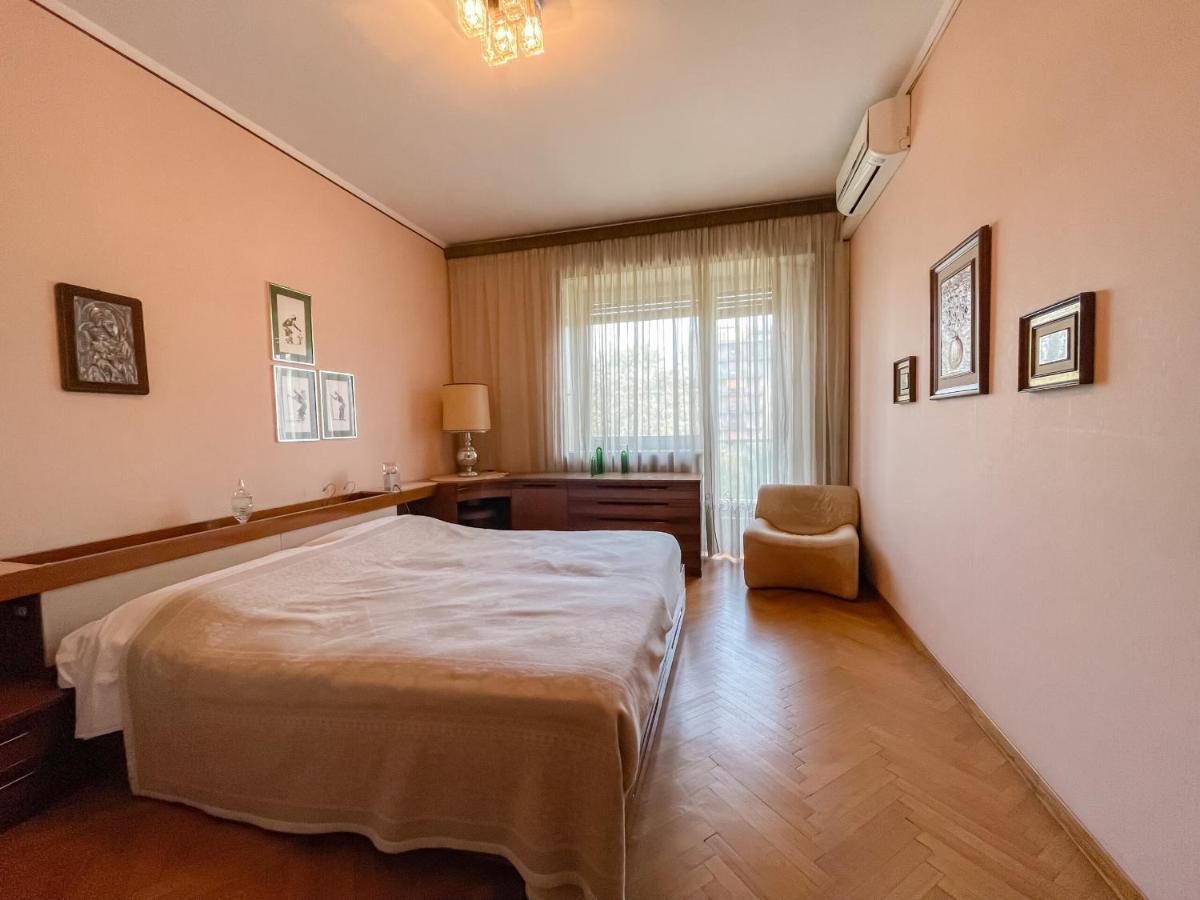 Arco Della Pace Apartment *