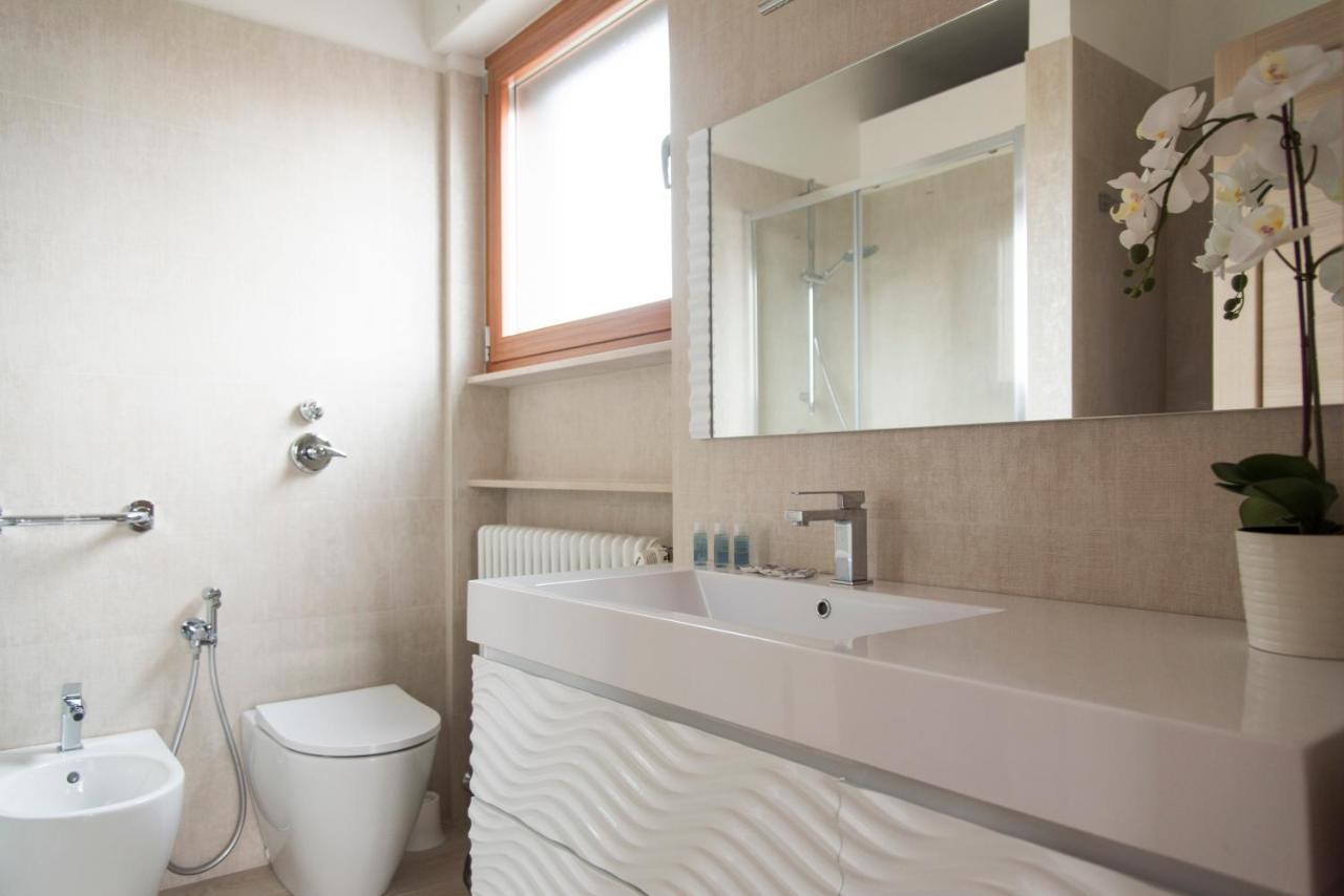 Apartment Youhosty - Inganni 74 Milan