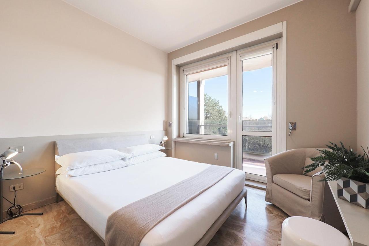 Contempora - Elvezia 8 - E52 * Milan