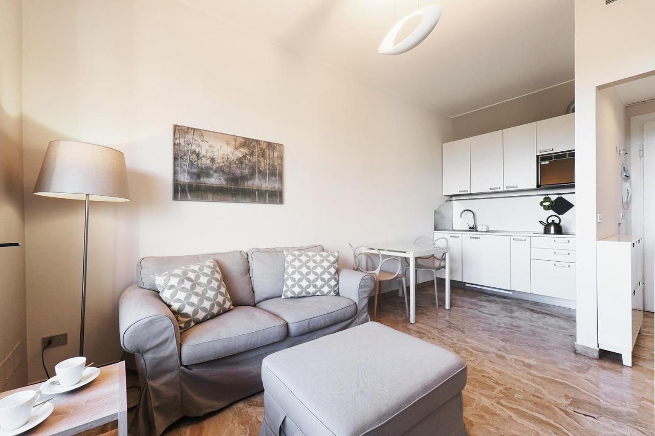 Contempora - Elvezia 8 - E52 * Milan