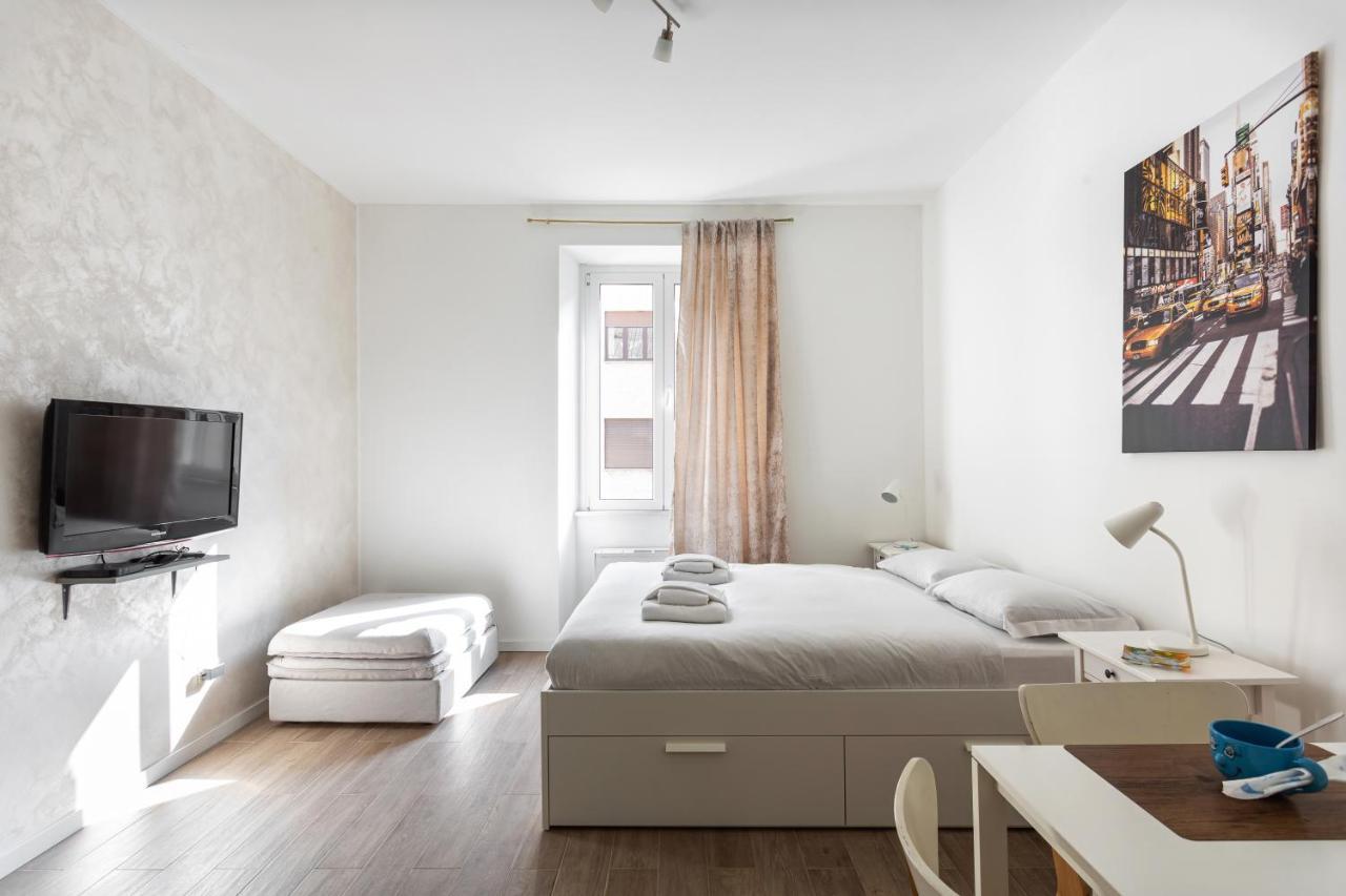 Altido Bright Studio For 2 Next To Milaan