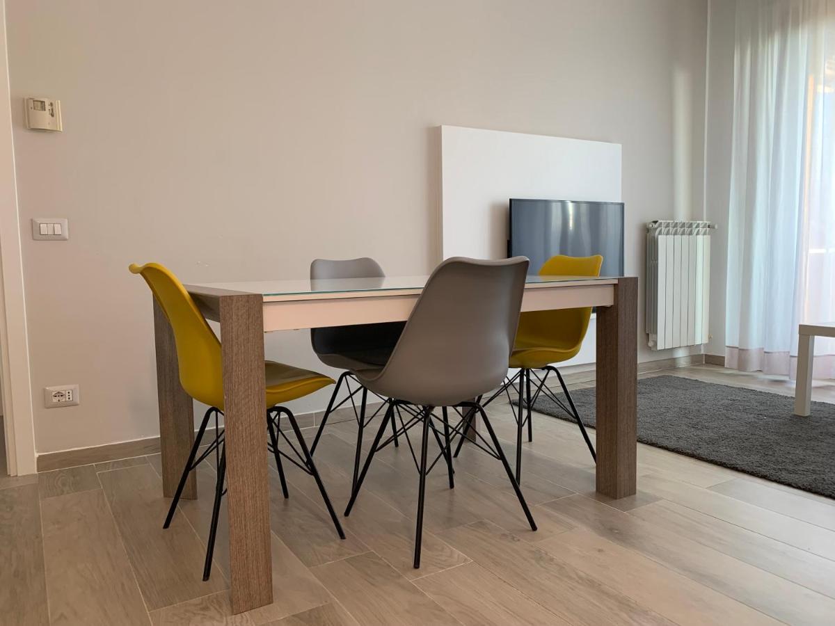 Apartment Trilocale In Zona Bocconi/navigli Milan