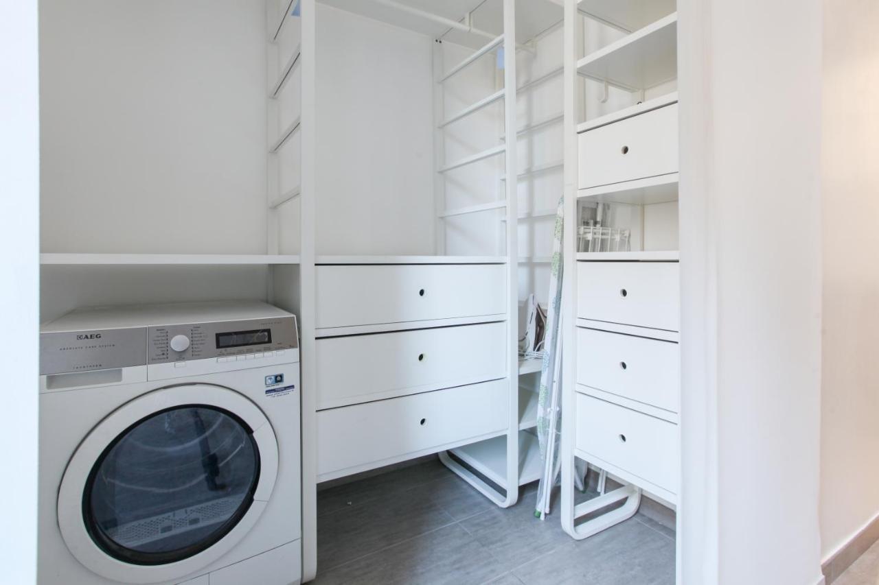 Modern Close To Shopping District Appartamento Milano