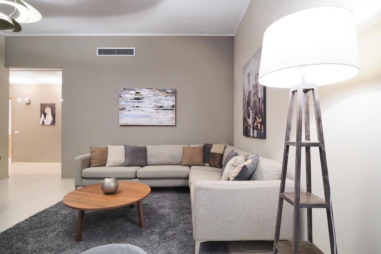 Contempora - Cavallotti 13 - B31 * Mailand
