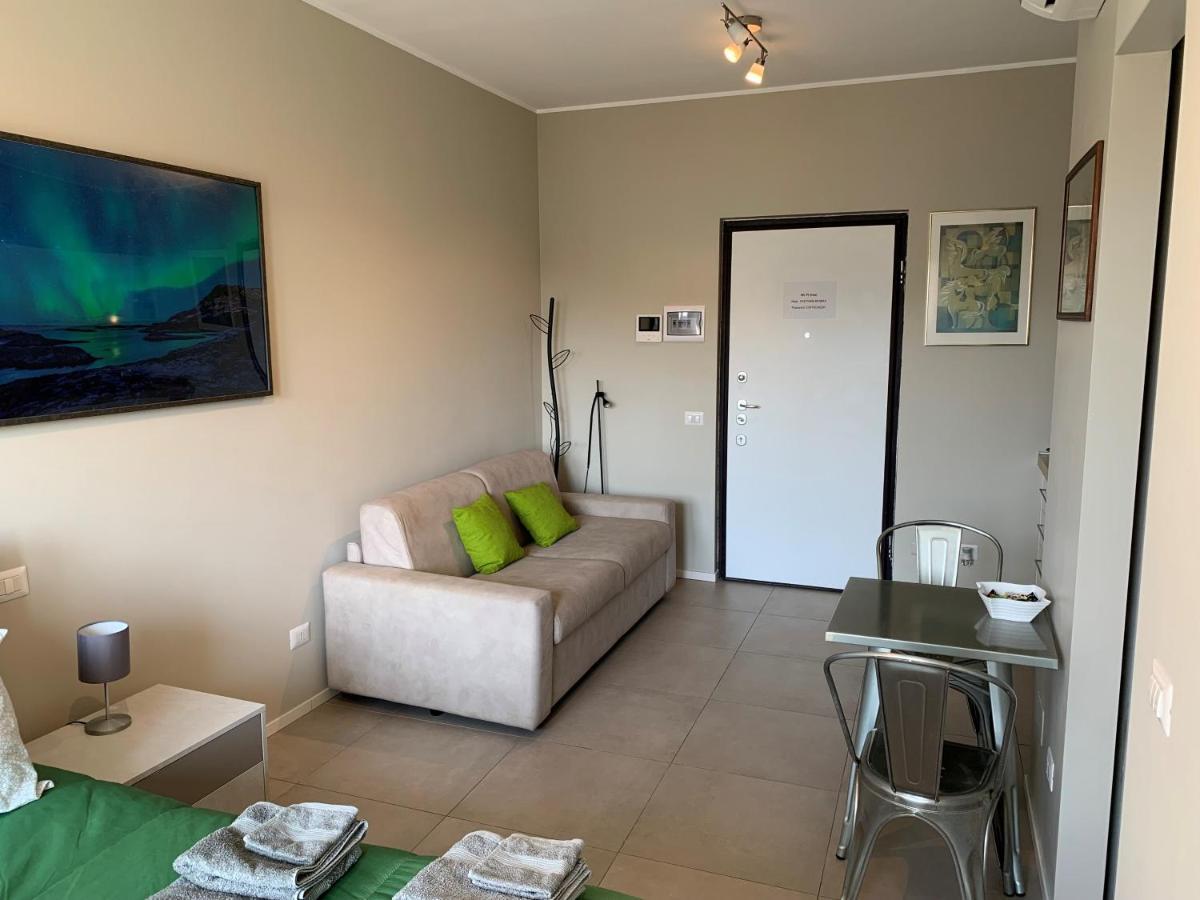Bright Place Navigli Apartment *