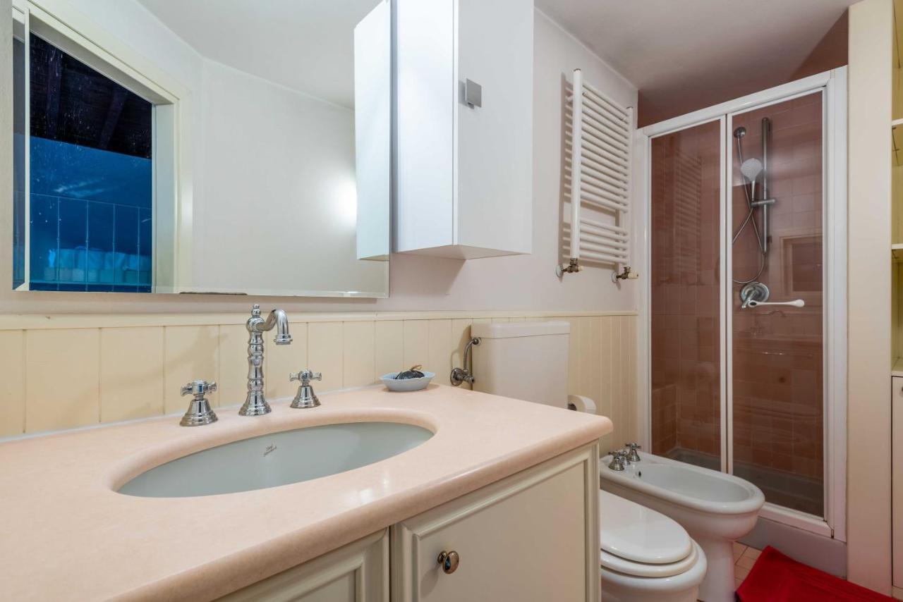 Cozy And Fancy Studio On The Navigli By Easylife Apartment Milan