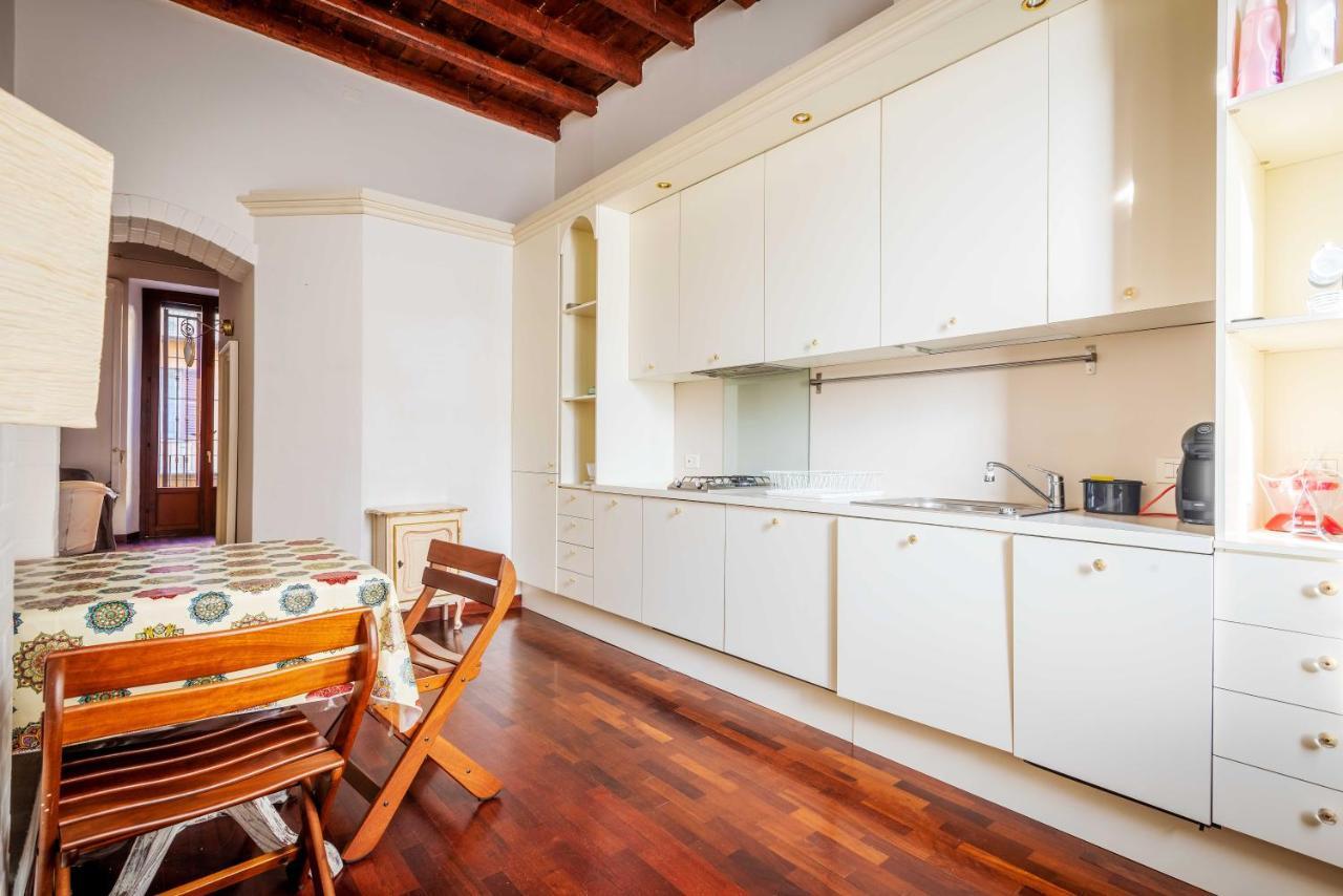 Cozy And Fancy Studio On The Navigli By Easylife Milan