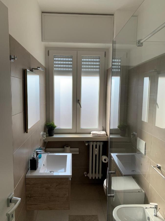 Bright Place Navigli Apartment