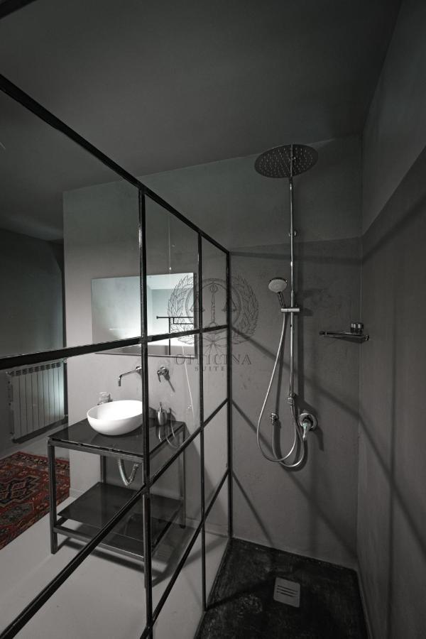 Officina - , Navigli, Bocconi, Movida, Porta Ticinese * Milan