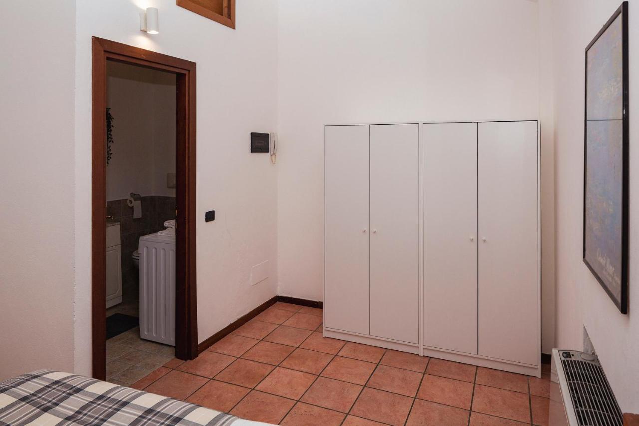 San Raffaele 1 Apartment *